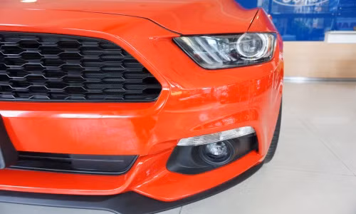 Trong bài viết này, mẫu xe được chúng tôi tiếp cận là mẫu xe Ford Mustang 2015. Ford Mustang thế hệ thứ 6 này được ra mắt lần đầu tại triển lãm New York 2014, được giới truyền thông đặt tên là “ngựa hoang”.