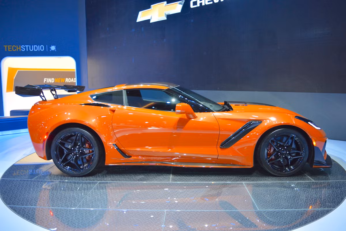 Vận tốc tối đa 337,96 km/h (theo công bố từ Chevrolet) nhờ vào bộ khí động học với hệ thống khung gầm hoàn toàn mới ở phía trước và bánh xe thấp ở phía sau.