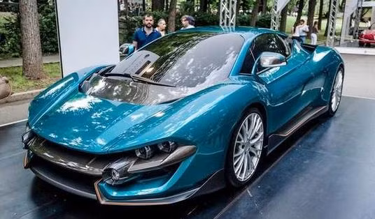 Một trong số đó là dự án siêu xe ATS Wildtwelve Concept khá thu hút. ATS Wildtwelve Concept sẽ được sản xuất giới hạn 30 chiếc trên toàn cầu Giá xe vẫn đang là ẩn số gây tò mò. Xe sử dụng cỗ máy V12 cùng hai động cơ điện, sản sinh tổng công suất 860 mã lực cùng 917 Nm mô-men xoắn. Theo công bố của hãng, siêu xe này có khả năng tăng tốc 0-100 km/h trong 2,6 giây, tốc độ tối đa lên tới 390 km/h.