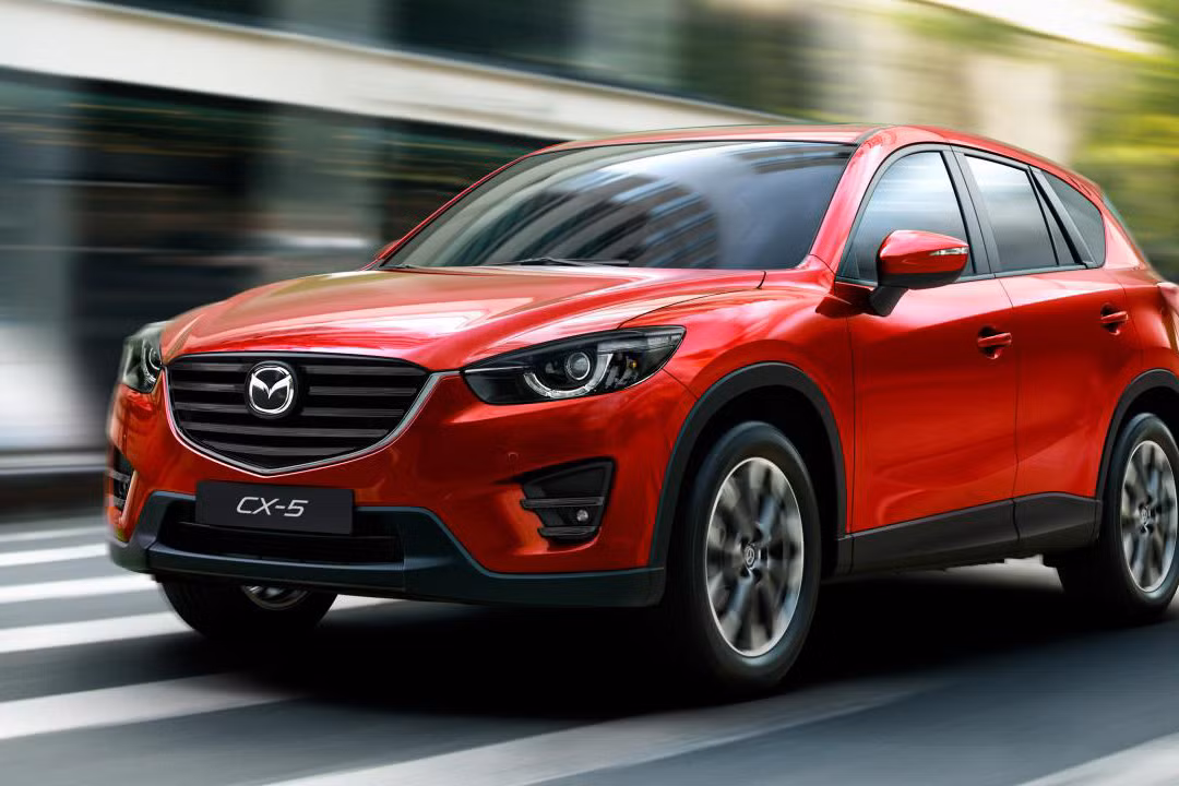 Mazda CX-5 hiện đang nằm ở vị trí thứ 7 với doanh số bán ra trong tháng 12/2016 là 1.059 chiếc và cả năm là 8.830 chiếc.