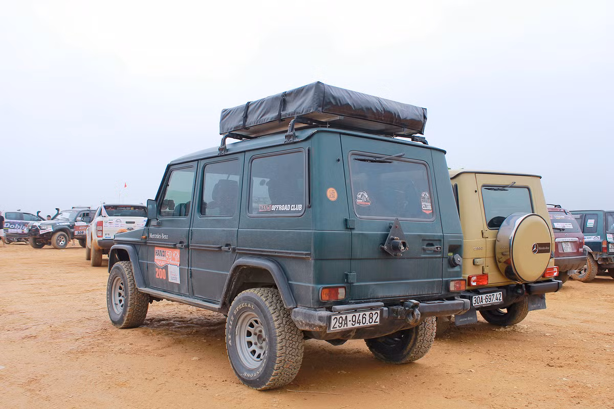Sự xuất hiện của những mẫu xe địa hình Mercedes này xuất hiện trên đường phố không nhiều, do đó cái tên 290GD luôn là đề tài của các tay chơi off-road bàn tán bởi tính tiện dụng, khả năng vận hành mạnh mẽ và thuộc vào hàng khá hiếm.
