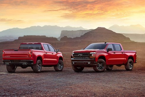 LT Trailboss sẽ là một trong tám mẫu Silverado 2019 sẽ ra mắt công chúng vào năm 2018 tại Detroit Auto Show. Chắc hẳn những thông tin chi tiết hơn về thiết kế cũng như thông số động cơ sẽ được tiết lộ trong sự kiện ra mắt sắp tới. Nguồn ảnh: Cnet.