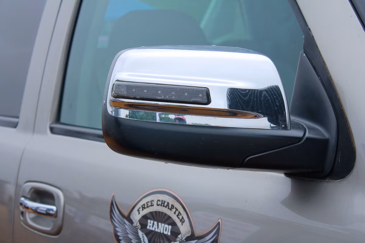 Theo tiết lộ của chủ nhân, chiếc bán tải hàng "khủng" này hiện là chiếc thuộc diện hàng hiếm tại thị trường Việt Nam và nói không ngoa thì có thể xem là độc nhất vô nhị ở tại thời điểm bây giờ.