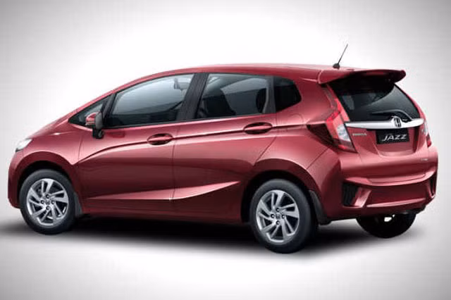 Hiện Honda Jazz Privilege Edition đã bắt đầu nhận đơn đặt hàng và thời gian giao hàng dự kiến bắt đầu trong một vài tuần tới.