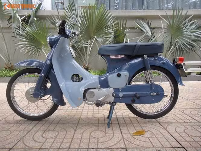 Phần lớn một trong số những chiếc Super Cub C100 được nhập vào Việt Nam trước đây nay đã trở thành "sắt vụn" hay được người dân độ chế không còn nguyên bản. Hiện nay loại xe này được khá nhiều người săn lùng do đó khiến cho mẫu xe này trở nên “hiếm” hơn bao giờ hết.