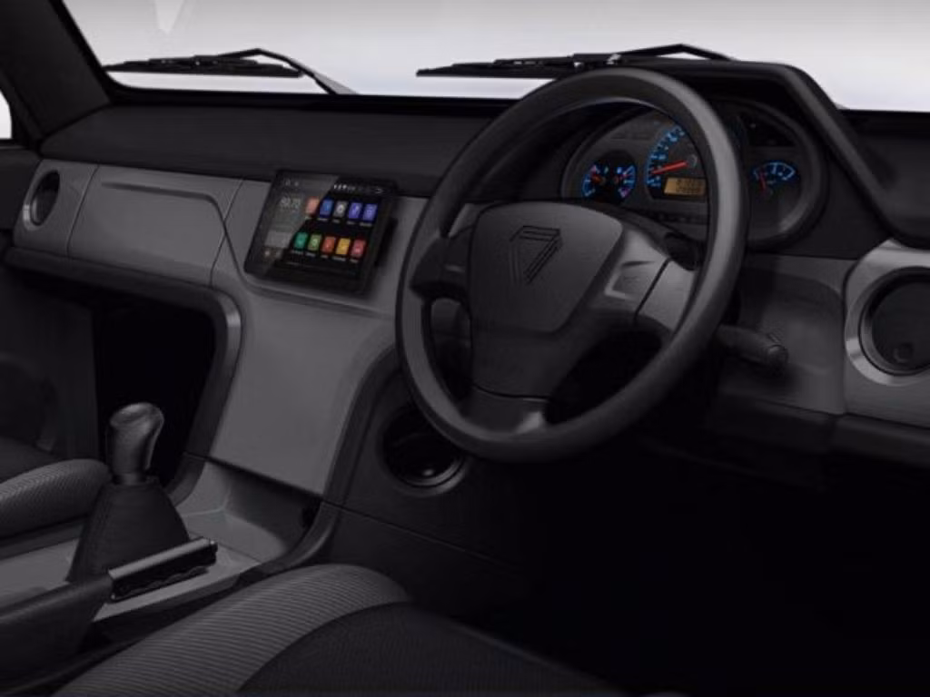 Bên trong nội thất, Mobius 2 được thiết kế tối giản với các trang bị dừng lại ở mức cơ bản. Hãng xe đã cung cấp cho chiếc SUV này một màn hình hệ thống thông tin giải trí trung tâm 8 inch độ phân giải cao. Ngoài ra, trang bị Mirrorlink và điều hòa không khí là tùy chọn.