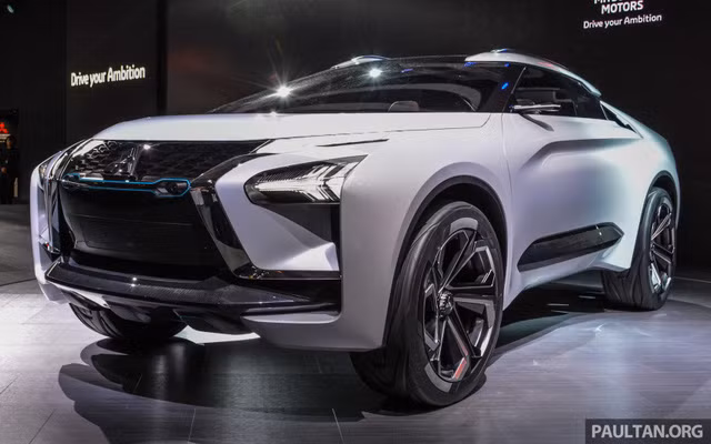 Mặc dù chua có thông tin chính thức nào về việc hãng xe ôtô Mitsubishi đưa chiếc xe này vào sản xuất hay không, tuy nhiên sự xuất hiện của phiên bản E-Evolution concept cũng là một gợi ý rằng tên tuổi Evolution sẽ trở lại thị trường. Nguồn ảnh: Paultan.Org