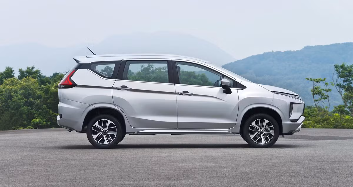 Ngoài về mức giá khá cạnh tranh chỉ từ 321-427 triệu đồng/chiếc tại thị trường Indonesia, thì chiếc xe cũng được đánh giá rất cao về nhiều cài tiến thiết kế cũng như động cơ máy.