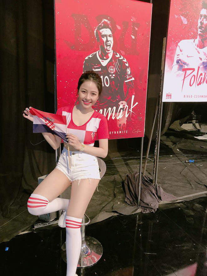 Trước khi nổi tiếng, Trâm Anh cũng được biết tới như một “hot girl dược sĩ” khi quản lý một hiệu thuốc tại Hà Nội. Ảnh: tintuconline.