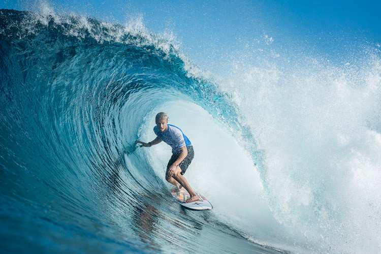 Môn thể thao ngoài trời này là một cách tuyệt vời để xây dựng sức bền cho cơ thể. Ảnh: surfertoday.