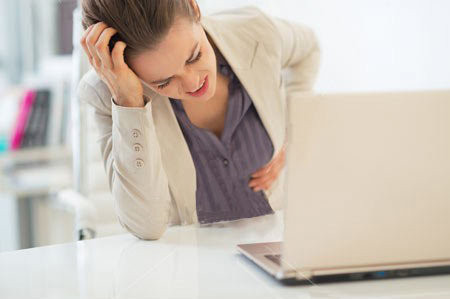 Bên cạnh đó, nên chia nhỏ các bữa ăn trong ngày giúp dạ dày thường xuyên có thức ăn để trung hòa acid. Ảnh: suckhoedoisong.