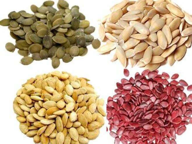 Trong khi đó, một số loại hạt hoặc bơ chiết xuất từ những loại hạt này có thể cung cấp tới 13% lượng canxi mỗi ngày. Giống như các loại hạt có nhân tách vỏ, các loại hạt này cũng rất giàu chất béo, protein và chất xơ lành mạnh. Ảnh: desmoinesfeed.