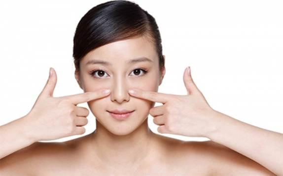 Bạn cũng nên tránh các đồ ăn cay nóng bởi chúng có thể kích ứng mũi hoặc đường mũi của bạn và gây ra các biến chứng. Ảnh: cnttvietnam.