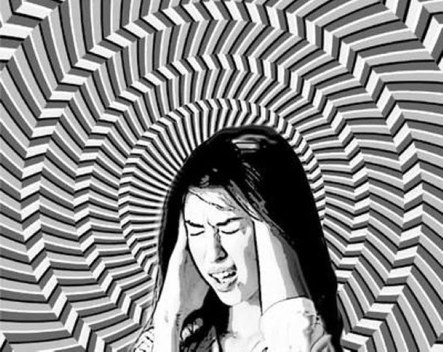 Bi benh gi khi sang ngu day thuong hoa mat chong mat?