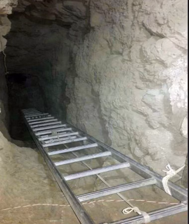 Các chuyên gia suy đoán ngôi mộ thuộc về một quý tộc có tên Userhat, từng là thẩm phán thành phố Luxor.