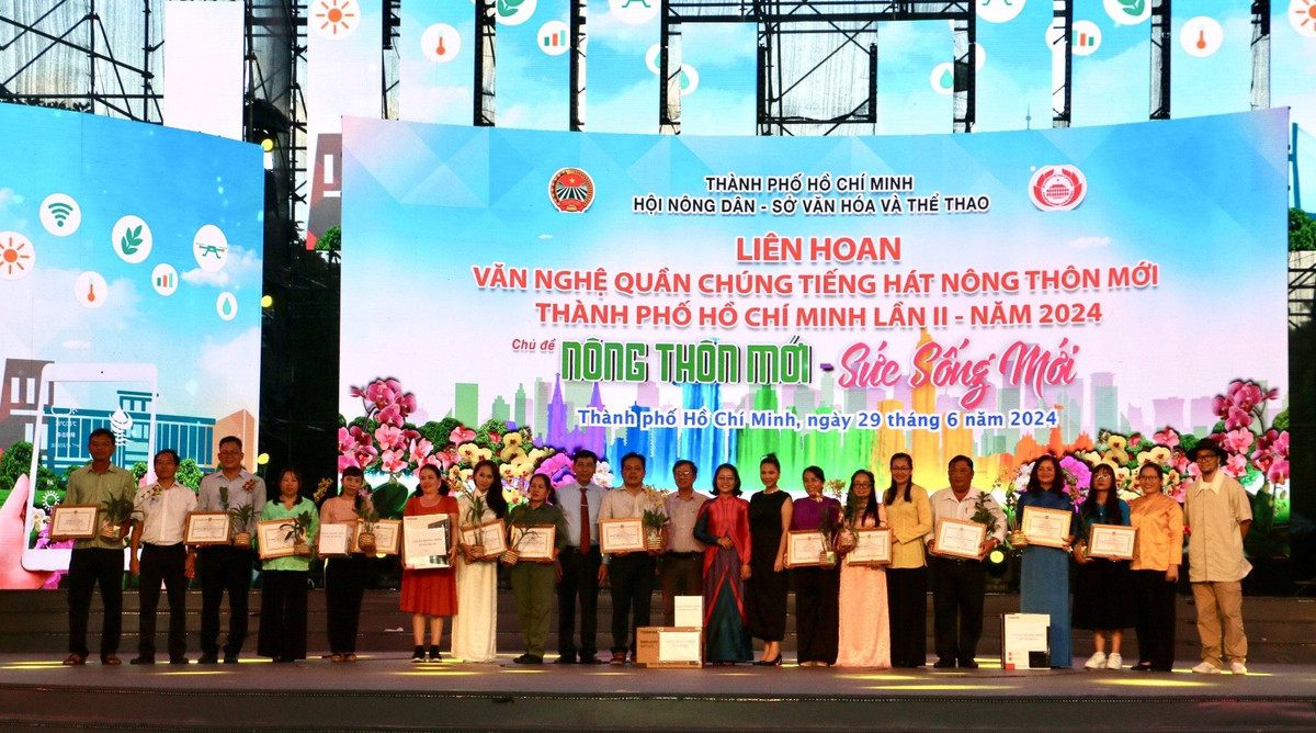 Sôi nổi “Tiếng hát nông thôn mới TP HCM” lần thứ II năm 2024 Soi noi “Tieng hat nong thon moi TP HCM” lan thu II nam 2024