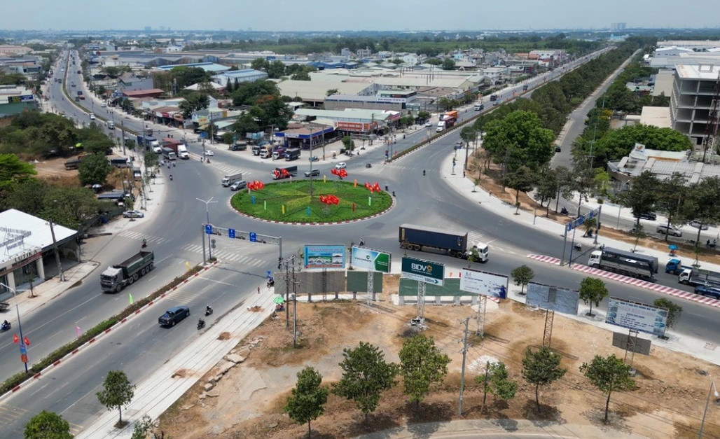 Bình Dương: Đấu thầu gói dịch vụ công ích 16 tỷ ở Tân Uyên Binh Duong: Dau thau goi dich vu cong ich 16 ty o Tan Uyen