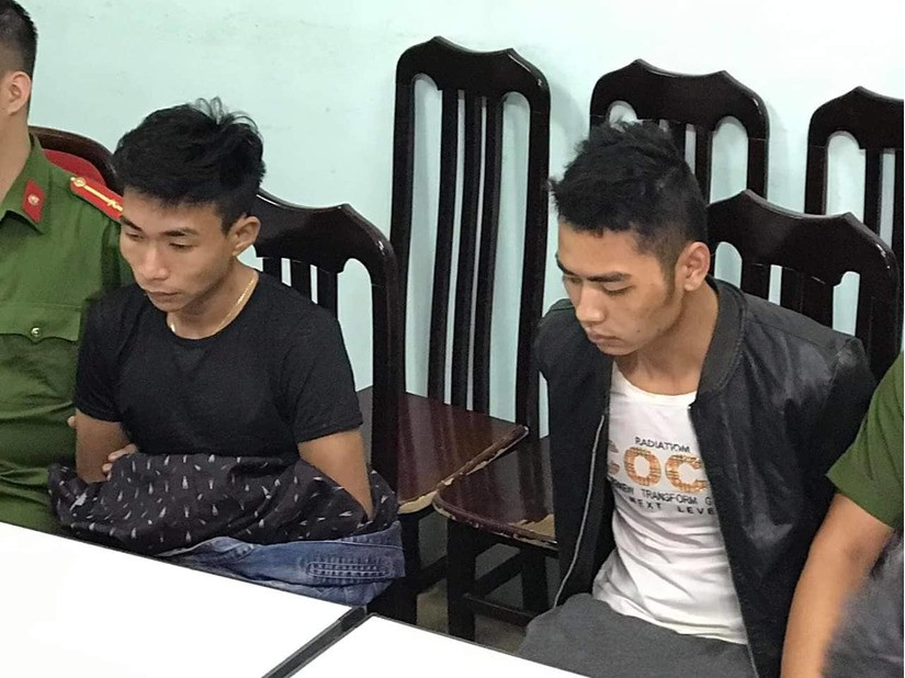 Khoi to 2 doi tuong sat hai nam sinh Grab ve toi Giet nguoi va Cuop tai san