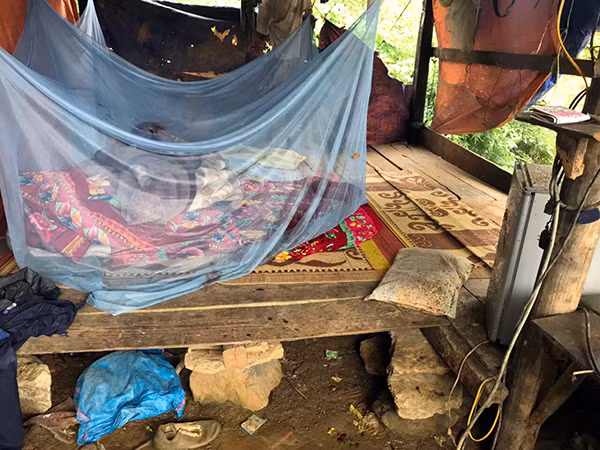 Bi dap sat vao dau vi di dau cung mang theo tui tien gan 1 ty dong-Hinh-2