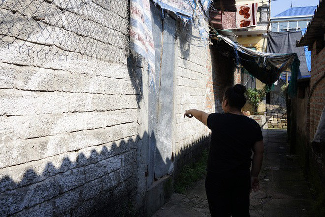 Ha Noi: Nghi an ga hang xom ham hiep be gai bi thieu nang den mang thai-Hinh-4