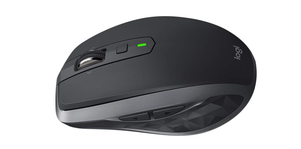 Logitech MX Anywhere 2s. Nếu không thích thiết kế to lớn của MX Master, bạn sẽ hài lòng với kích thước nhỏ nhắn, đúng chất di động của dòng Anywhere 2s với việc bỏ đi một số nút bấm. Chú chuột này trang bị cảm biến 4.000 DPI tương tự MX Master 3, thời lượng pin lên đến 70 ngày, cổng sạc microUSB, công nghệ Bluetooth hoặc receiver USB cho phép kết nối nhiều thiết bị cùng lúc với Logitech Flow. Giá bán sản phẩm cũng tốt hơn nhiều so với dòng MX Master, 55 USD.
