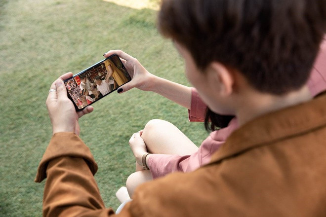 Smartphone duoi 6 trieu, pin 