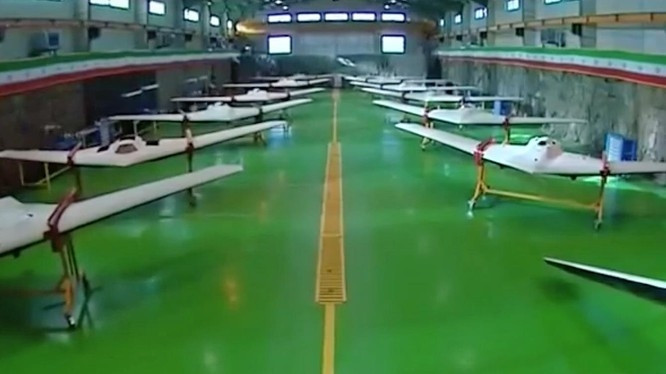 Hiện không rõ số lượng bản sao RQ-170 Sentinel được Iran đưa vào trang bị nhưng chỉ với thông tin này, Tehran cũng đủ khiến các đối thủ trong khu vực có lý do để lo lắng bởi sức mạnh tấn công và khả năng vượt qua hàng rào phòng thủ nó.