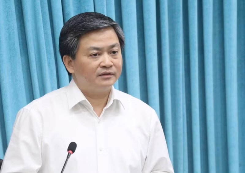 Bi thu Tinh uy Ben Tre Le Duc Tho bi de nghi ky luat