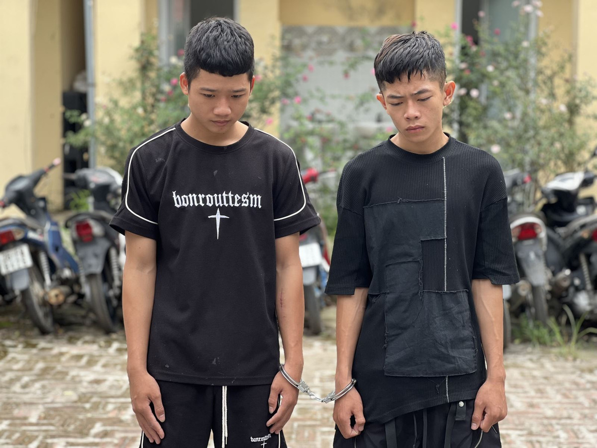 Hưng Yên: Khởi tố 2 đối tượng vụ cướp tiệm vàng Phương Liên Hung Yen: Khoi to 2 doi tuong vu cuop tiem vang Phuong Lien