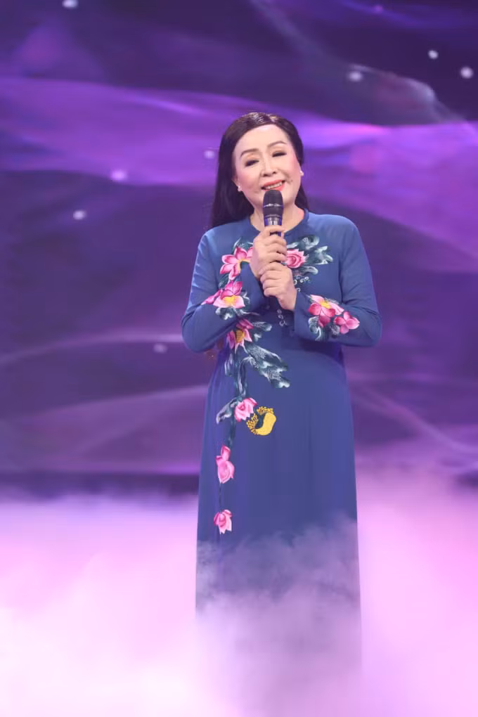 NSND Thu Hien hanh phuc ben chong la anh hung phi cong