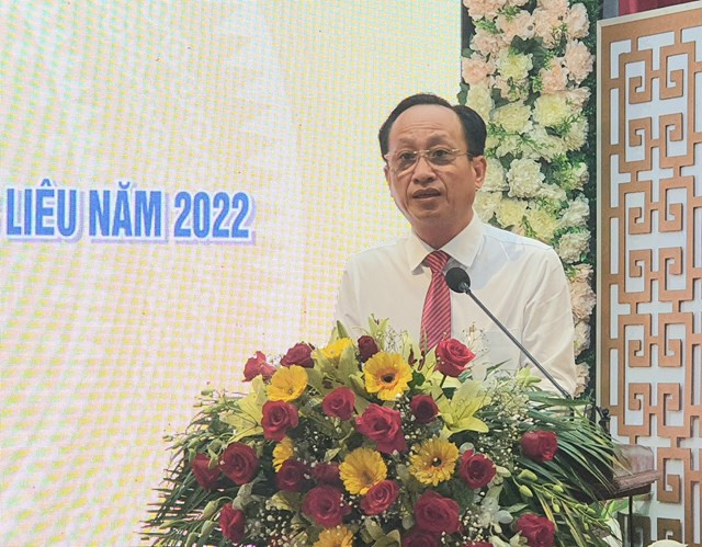 Chủ tịch UBND tỉnh Bạc Liêu cũng là lãnh đạo tỉnh quyết liệt vận động, thuyết phục một hộ dân chấp hành tháo dỡ nhà, công trình nằm giữa lòng đường Võ Văn Kiệt thuộc khu vực trung tâm hành chính tỉnh Bạc Liêu tồn tại trong 20 năm qua chưa xử lý được. Ông Thiều nói rằng, vụ việc kéo dài là do thu hồi sai thửa, sai vị trí, sai tên người bị thu hồi nên phải hủy quyết định này, làm lại quyết định thu hồi mới, áp giá thời điểm hiện tại theo hướng có lợi cho người dân.