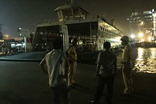 “Ngao da” tan cong CSGT, ben pha Cat Lai hon loan