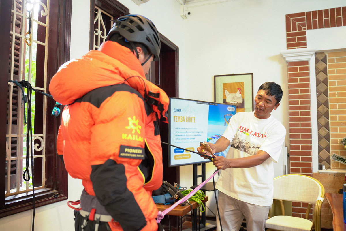 Người 10 lần chinh phục Everest đến Việt Nam: “Leo núi thay đổi cuộc đời tôi!” - Hình 4 Nguoi 10 lan chinh phuc Everest den Viet Nam: “Leo nui thay doi cuoc doi toi!”-Hinh-4