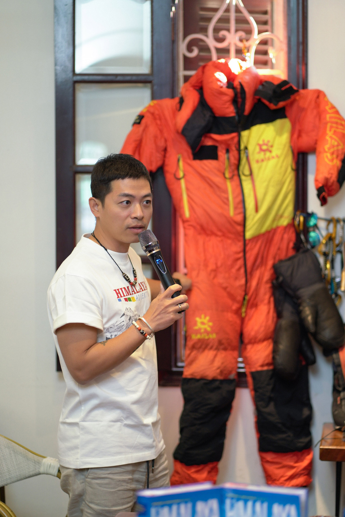 Người 10 lần chinh phục Everest đến Việt Nam: “Leo núi thay đổi cuộc đời tôi!” - Hình 5 Nguoi 10 lan chinh phuc Everest den Viet Nam: “Leo nui thay doi cuoc doi toi!”-Hinh-5