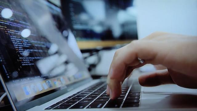 Cau chuyen hom nay: Phat huy vai tro cua doi ngu tri thuc khoa hoc va cong nghe trong boi canh chuyen doi so