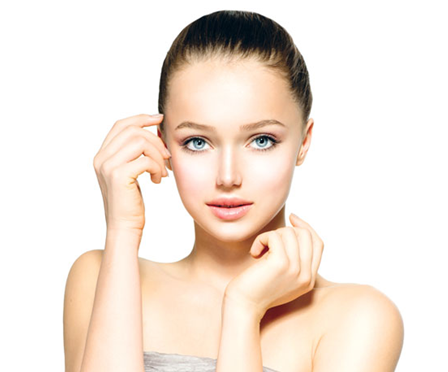 Làn da trắng mịn giúp phái đẹp trẻ trung, rạng rỡ hơn. (Ảnh minh họa).