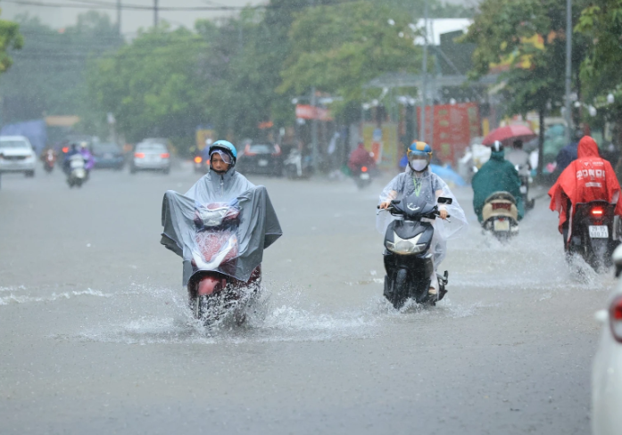 Nguyen nhan xay ra mua lon “duong hoa thanh song” o Ha Noi-Hinh-2