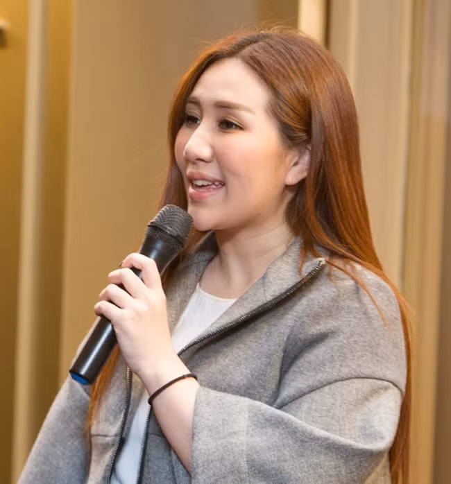 Poly Auction Macao đặt mục tiêu trở thành nhà đấu giá năng động nhất ở Macau và truyền thông tốt nhất về nghệ thuật và văn hóa.