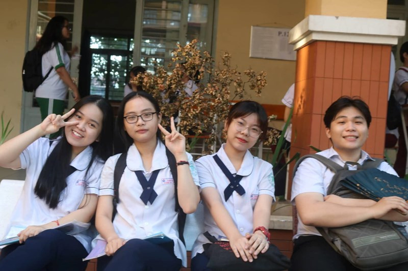 Ngay thi THPT quoc gia 2019 cuoi cung, thi sinh thi to hop KHXH-Hinh-7