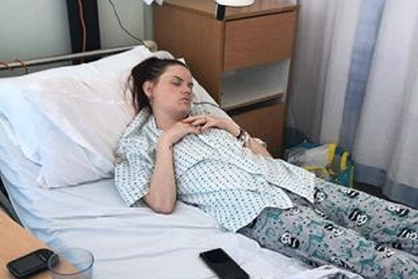 Mac benh da day hiem gap, co gai tre non 30 lan moi ngay