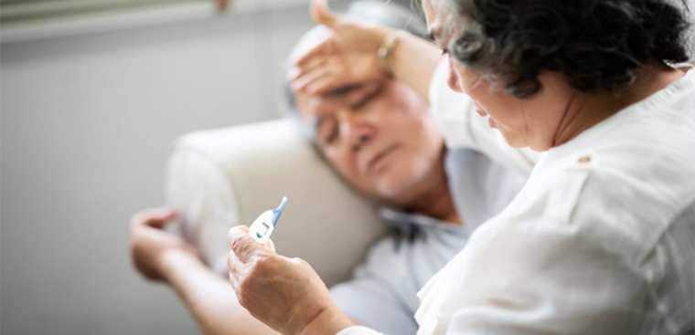 Bên cạnh đó, trong thời tiết lạnh giá, hạ thân nhiệt là biến chứng nguy hiểm nhất, gây ảnh hưởng xấu tới não bộ và có thể gây tử vong, thường gặp ở người già, trẻ em, người làm việc quá lâu ở ngoài trời lạnh...Trời rét còn gây cước chân, tay, dị ứng da,...