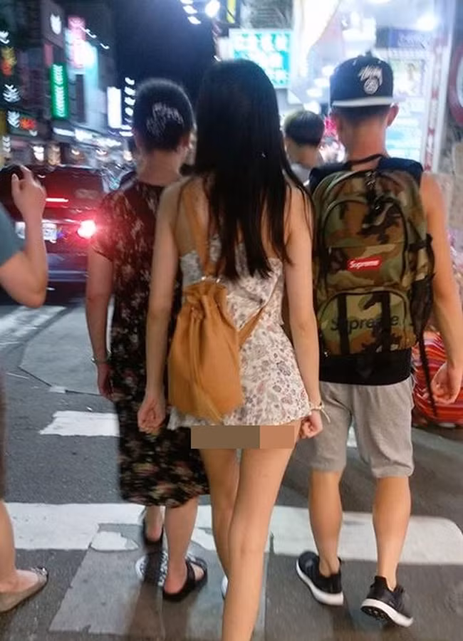 Mốt "giấu quần" được nhiều cô gái yêu thích nhưng không phải ai cũng mặc đẹp.