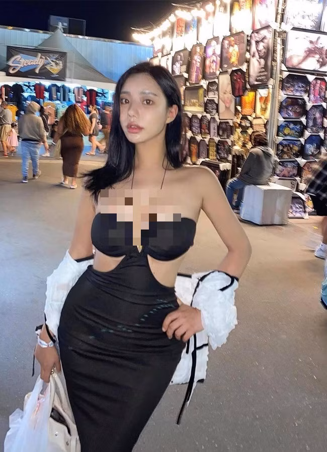 Váy cut-out được bình chọn là trang phục quyến rũ không dành cho những cô nàng "yếu tim".