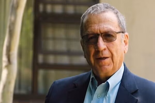 Chuyen gia Nam Phi bat mi hieu qua vac xin COVID-19 truoc chung Omicron