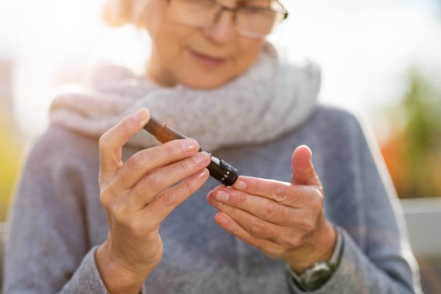 Nhóm nghiên cứu cũng cho biết: "Một số bệnh, chẳng hạn như bệnh tiểu đường, lạc nội mạc tử cung và hội chứng buồng trứng đa nang,…là yếu tố dẫn tới sự gia tăng đáng kể tỷ lệ mắc ung thư buồng trứng”. Ảnh: Shutterstock.