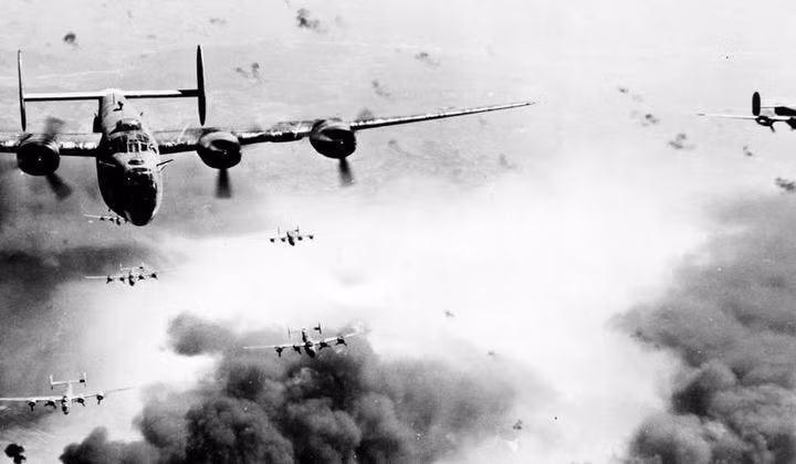 Trong một lần thực hiện nhiệm vụ, Arkady phát hiện một máy bay cường kích Il-2 bị bắn hạ ở khu vực vắng vẻ. Sau khi đáp máy bay hạ cánh xuống mặt đất, cậu đã kéo phi công bị thương cùng máy ảnh có chứa tài liệu mật ra khỏi chiếc phi cơ bị kẻ địch bắn hạ.