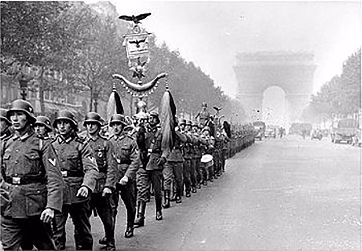 Khi giao chiến với lực lượng đồng minh, binh sĩ Đức hăng máu khi xung trận và cảm thấy bản thân là những chiến binh "mình đồng da sắt".