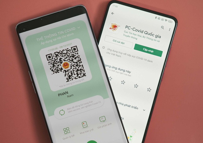 Ngoài Khánh Hòa, những tỉnh, thành phố khác vẫn chưa có quy định về mã màu. Vậy nên, tất cả các thẻ thông tin của người dùng đều mặc định có màu xanh mờ nhằm phân biệt với màu của "Thẻ xanh COVID-19". Ảnh: Zing.