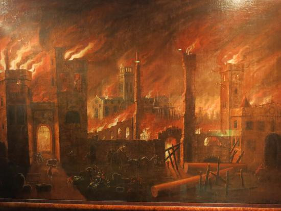 Theo đó, trận đại hỏa hoạn kéo dài từ ngày 2/9 - 5/9/1666 đã thiêu rụi 3/4 London. Khoảng 13.200 ngôi nhà bị thiêu rụi và nhiều nhà thờ, công trình công cộng bị hư hại nghiêm trọng.