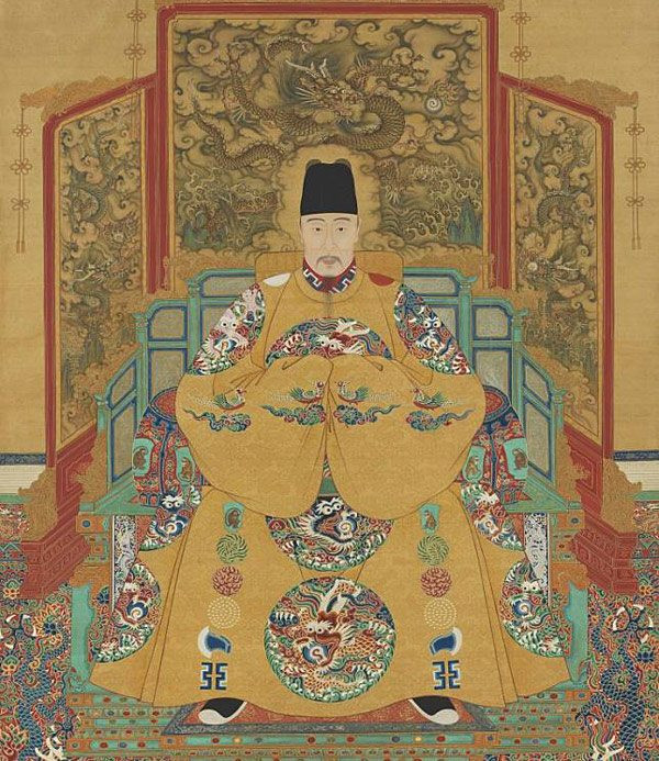 Do đó, những bức tranh chân dung của các hoàng đế khó có thể khẳng định đó là dung mạo thực sự của họ. Từ đây, bí mật về gương mặt của vua chúa trở thành vấn đề khó giải đối với hậu thế.